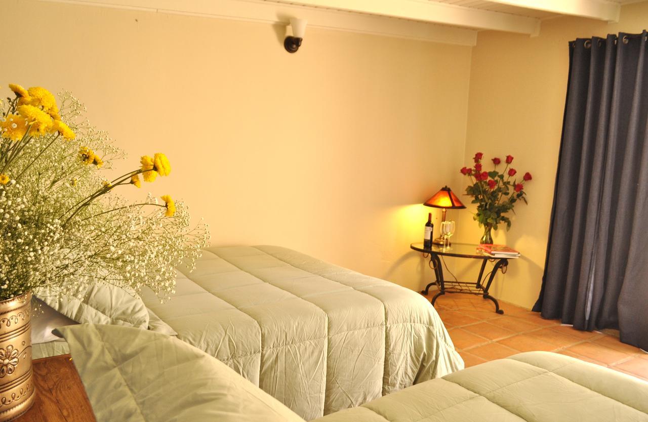 Horsepower Ranch Hotel Ensenada Room photo